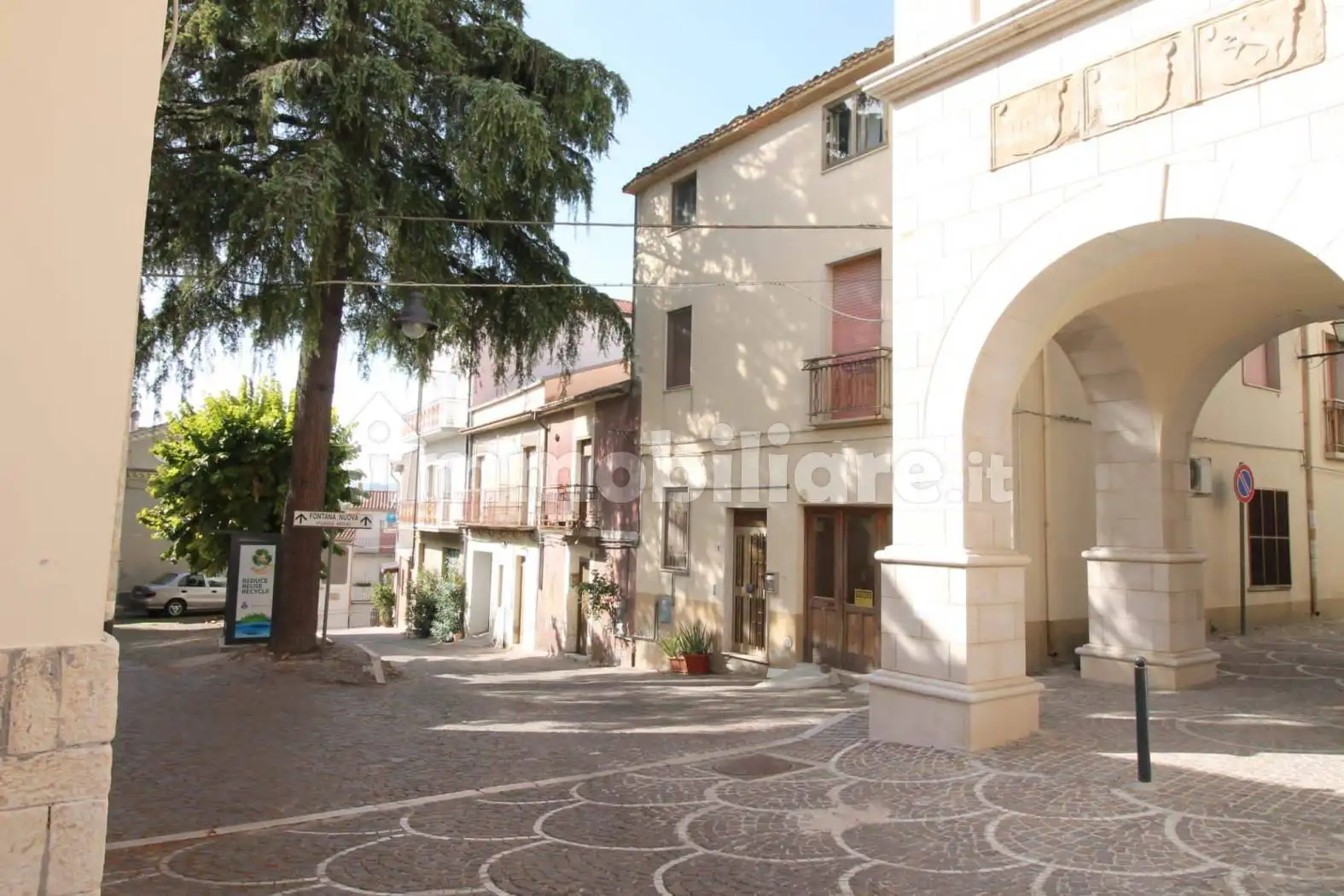Casa indipendente in vendita a Acquaviva Collecroce