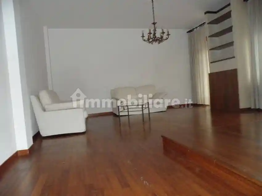 Appartamento in vendita a Como