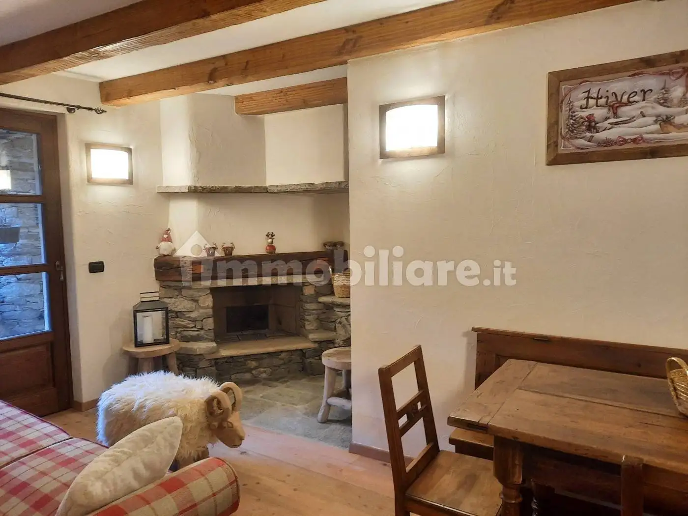 Appartamento in affitto a La Salle