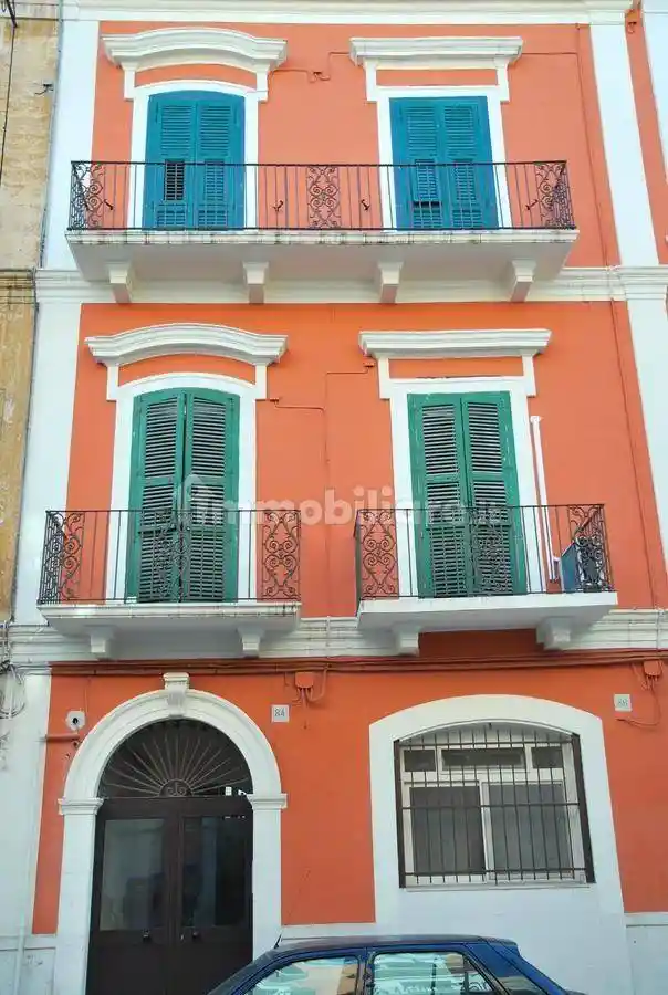 Appartamento in affitto a Bari