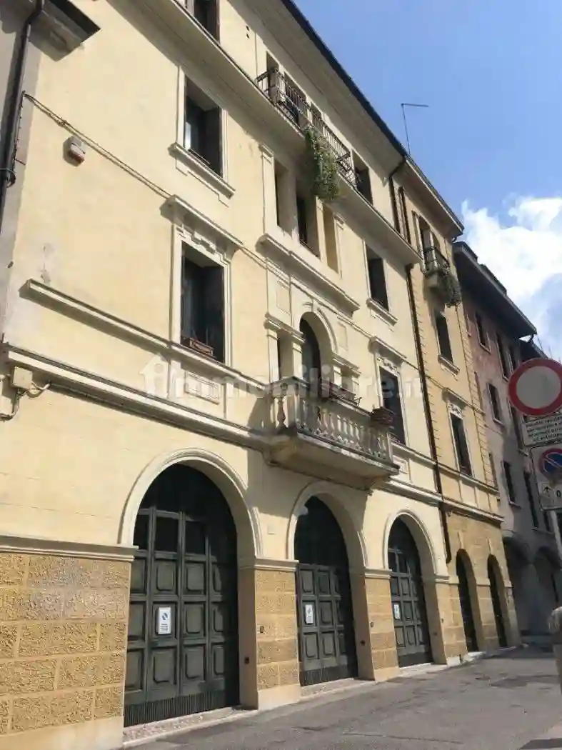 Palazzo - Edificio - foto 2