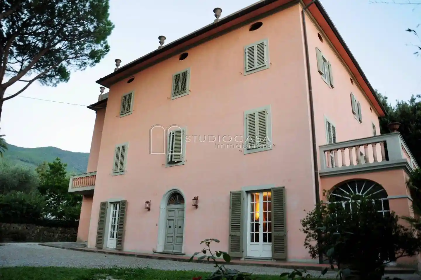 Villa in vendita a Calci