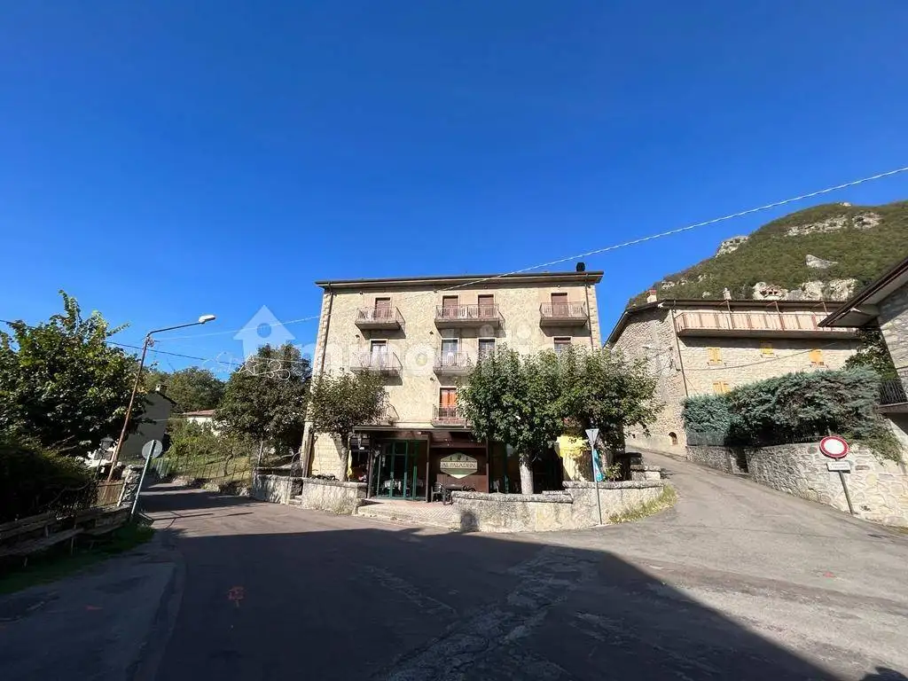 Casa indipendente in vendita a Grizzana Morandi