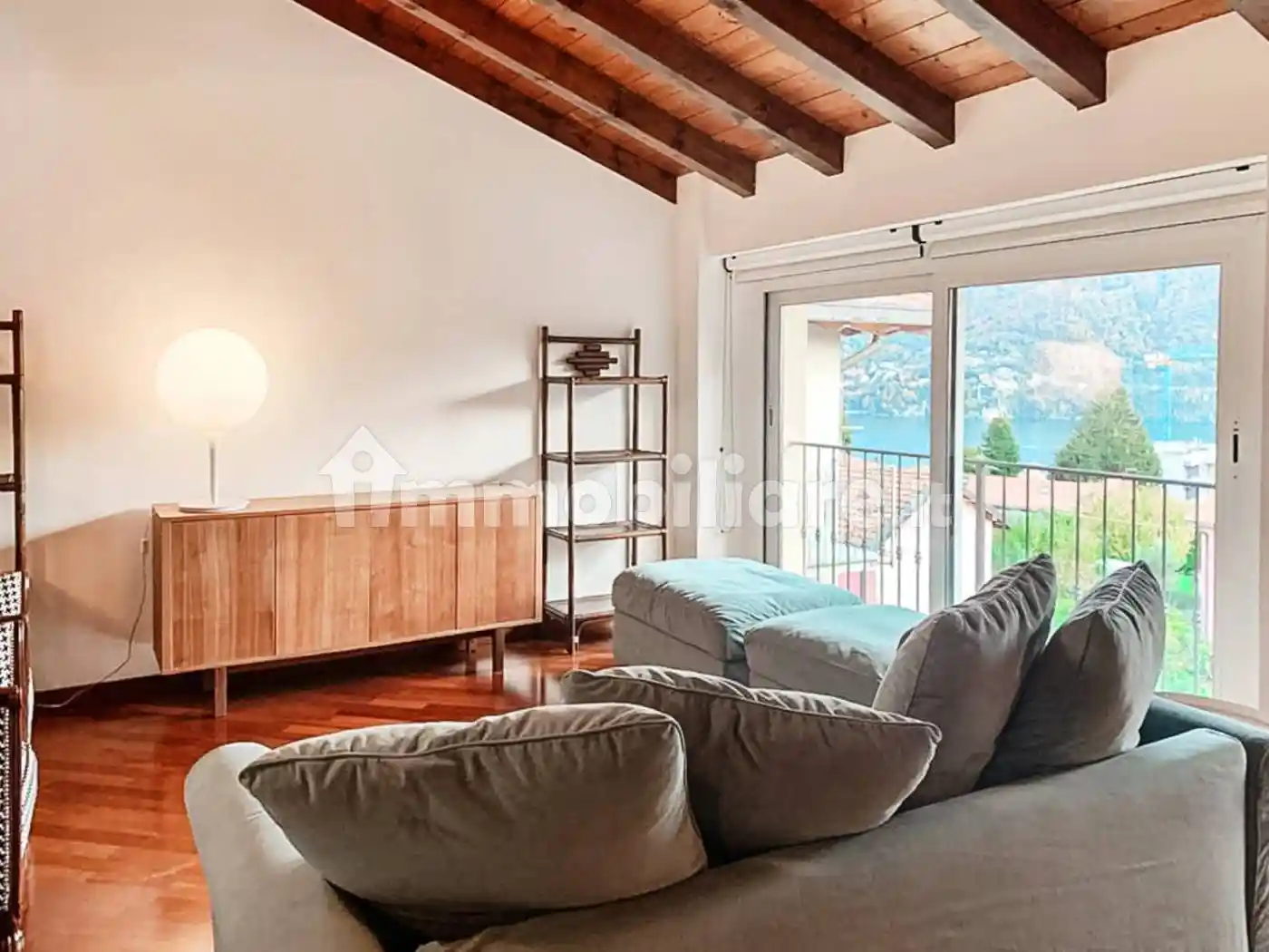 Appartamento in vendita a Cernobbio