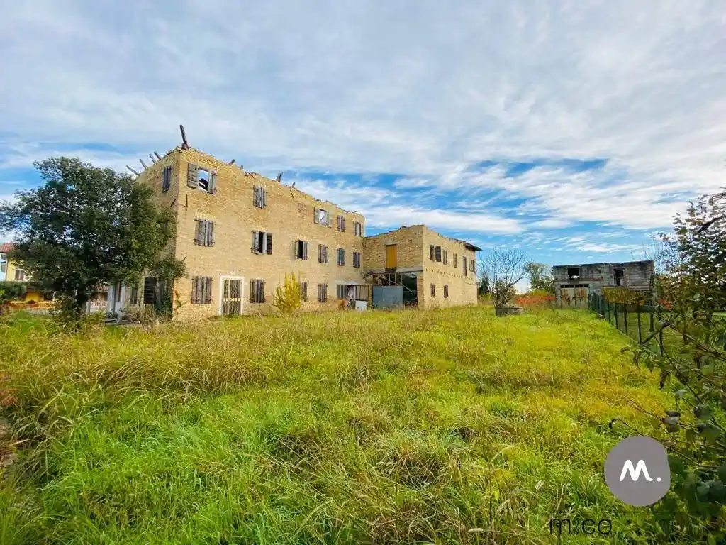 Rustico - Casale in vendita a Pasiano di Pordenone