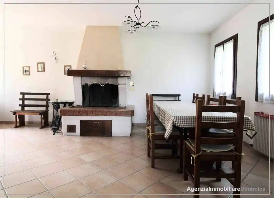 Villa in vendita a Cison di Valmarino