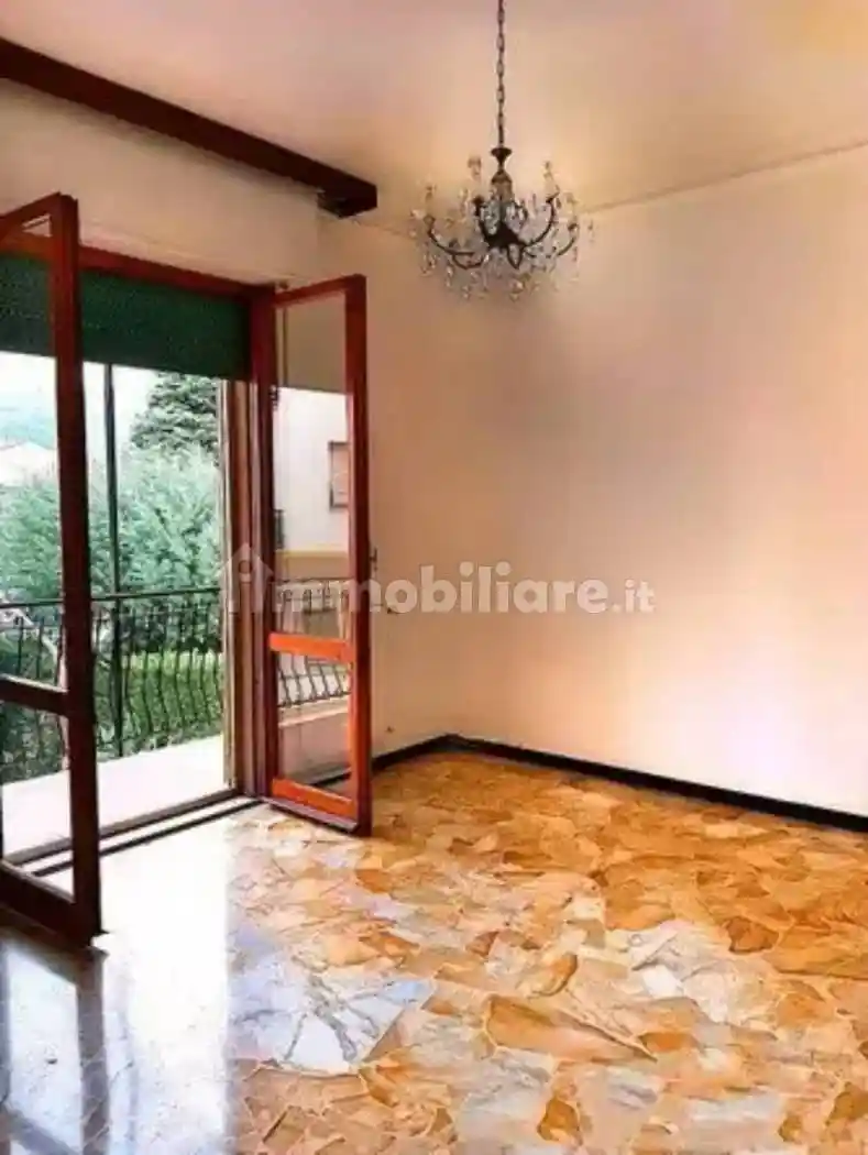 Appartamento in vendita a Quiliano