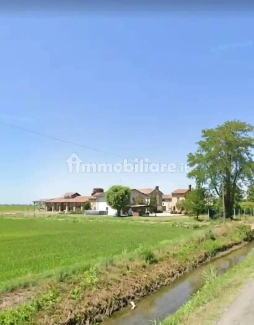 Rustico - Casale in vendita a Albuzzano