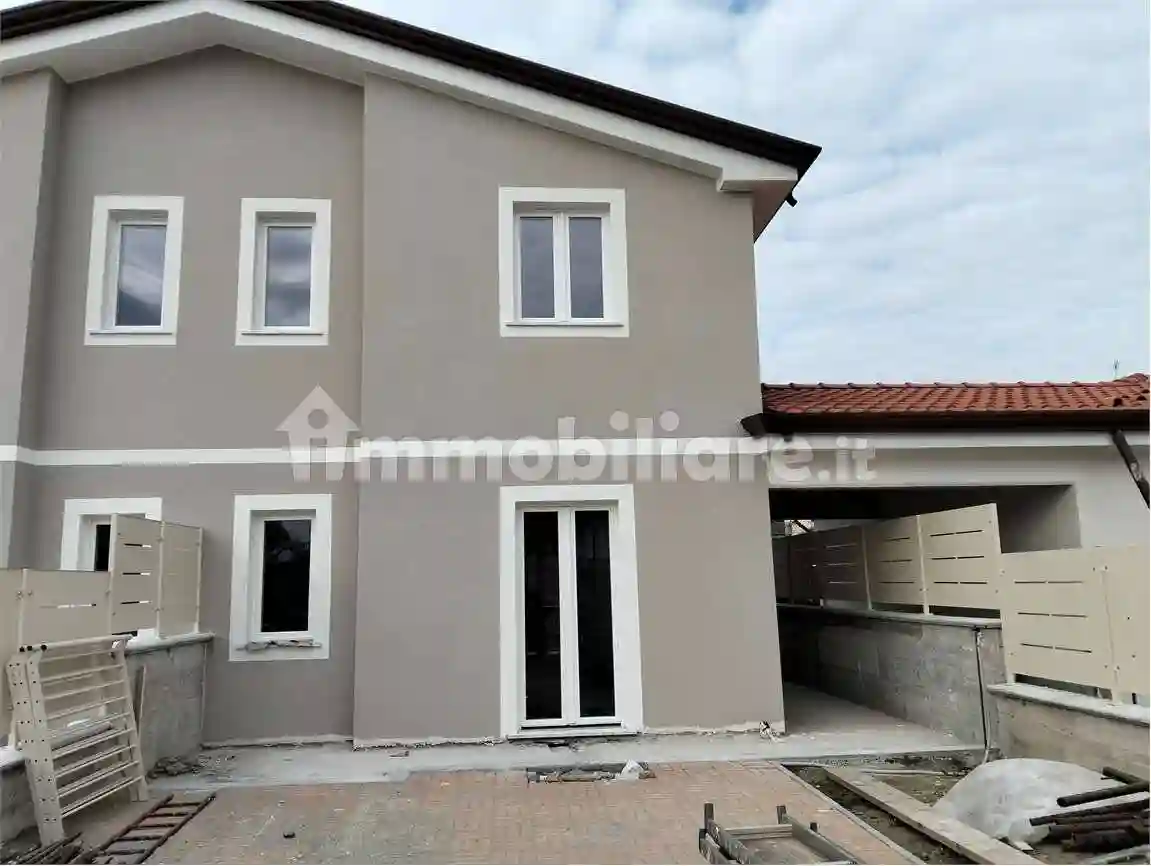 Villetta a schiera - foto 2