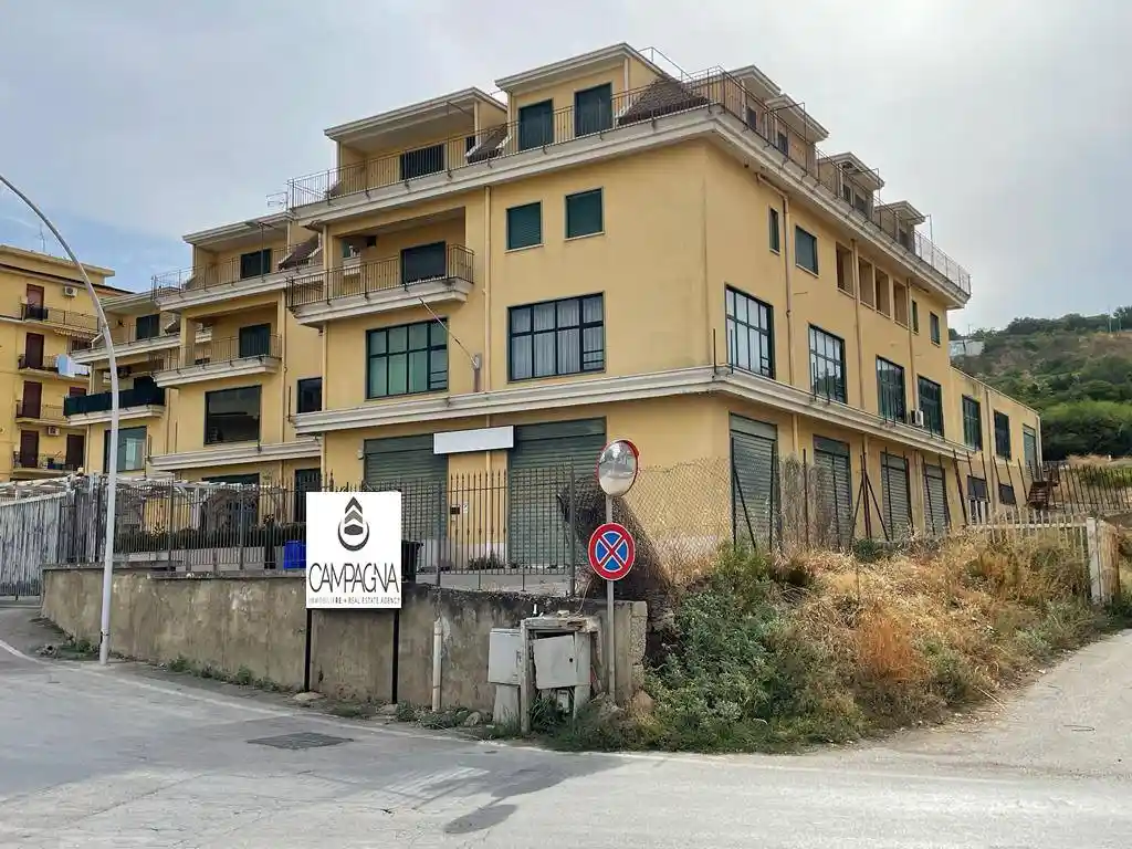 Palazzo - Edificio in vendita a Canicattì