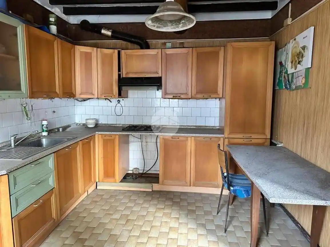Rustico - Casale in vendita a Bagnolo San Vito