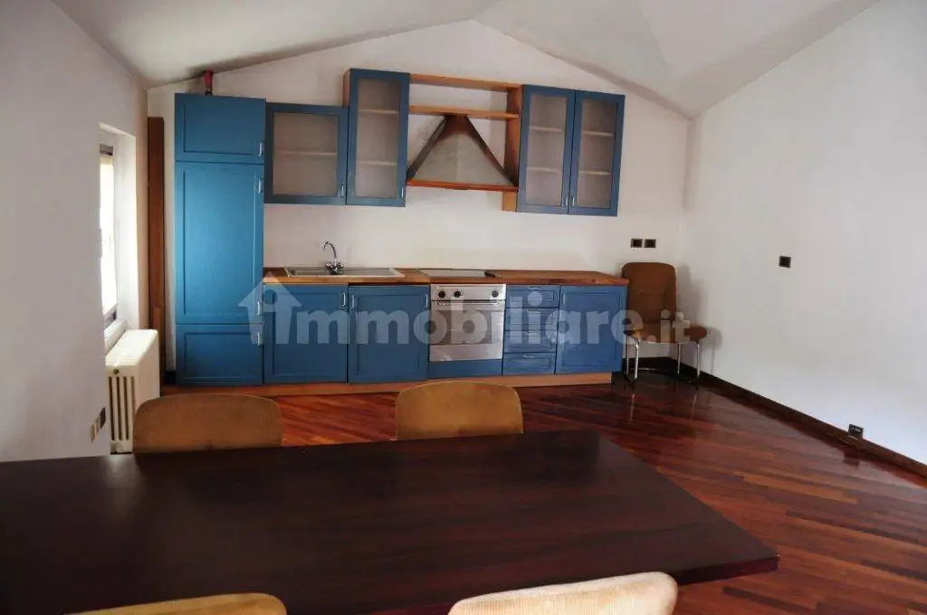 Appartamento in affitto a Sarnico