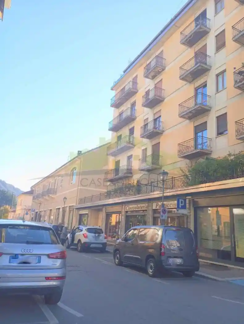 Appartamento in vendita a Borgosesia