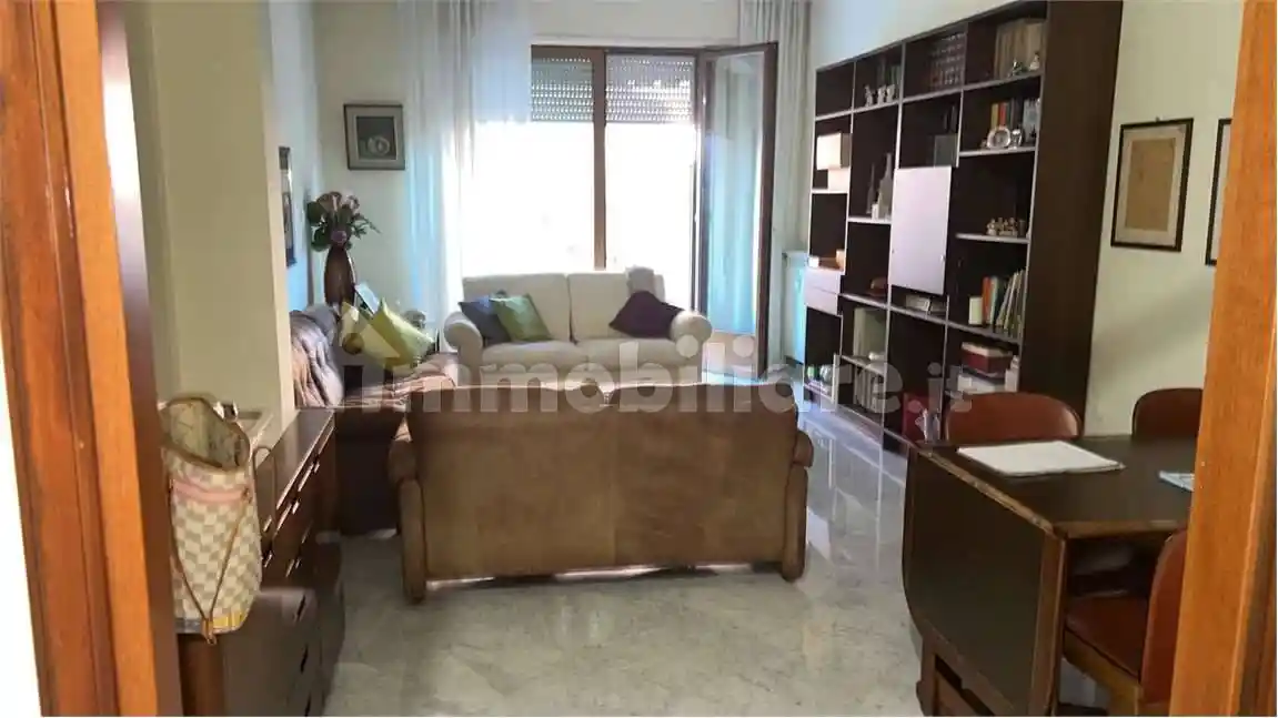 Appartamento in vendita a Carrara