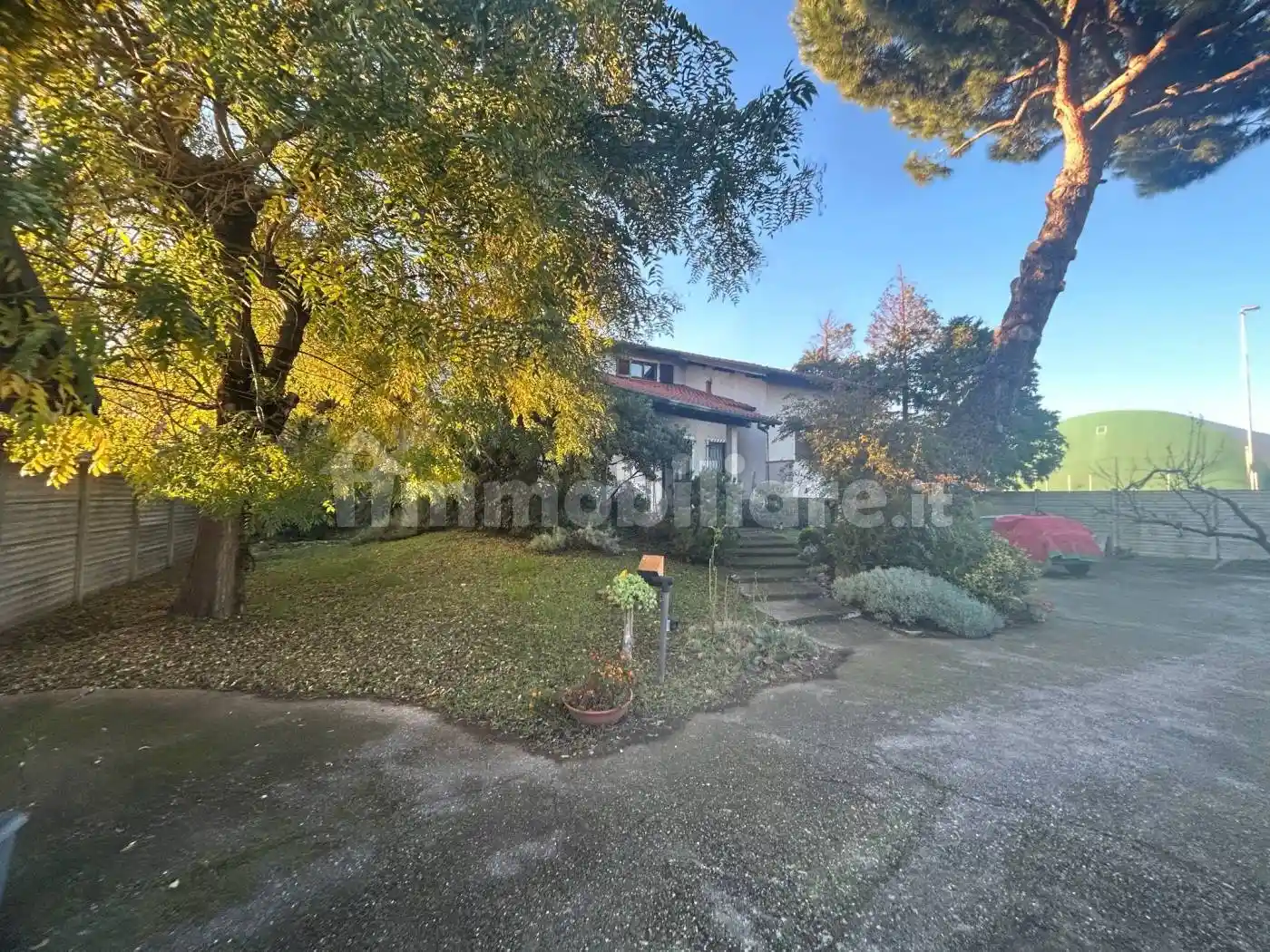 Villa in vendita a Vanzaghello