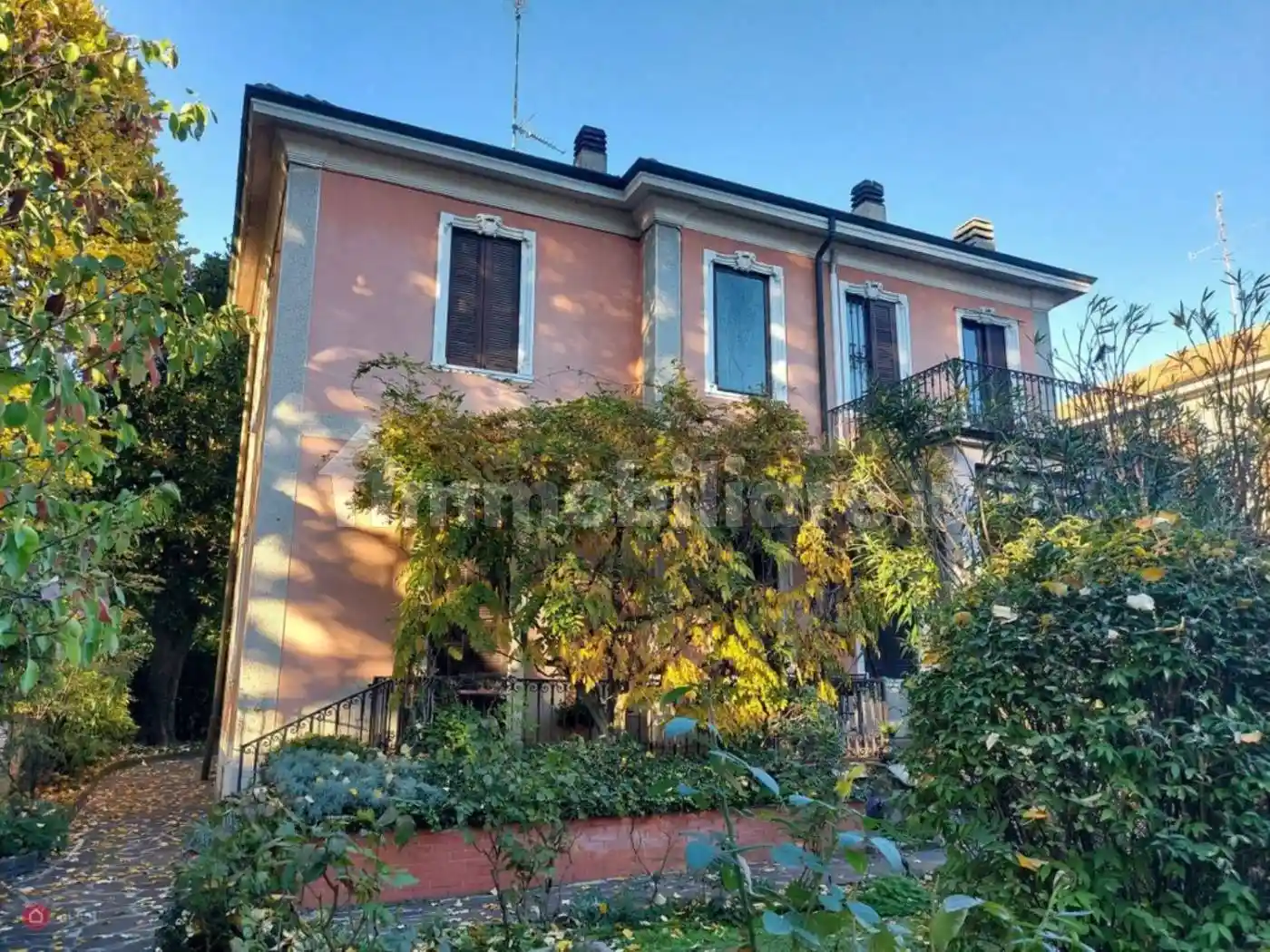 Villa in vendita a Cusano Milanino