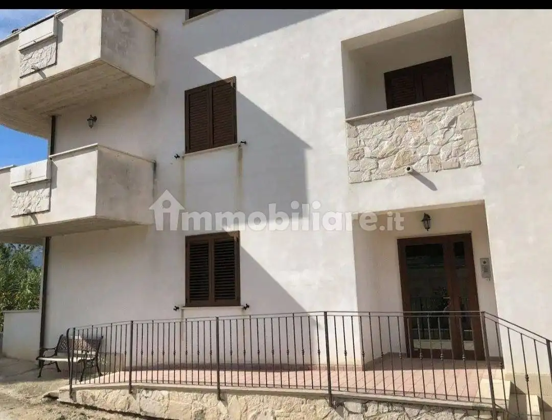 Villa in vendita a Abbateggio