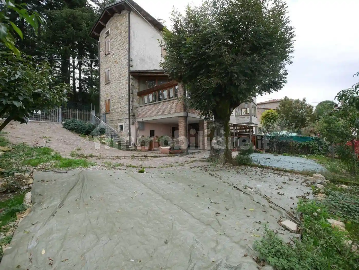 Villa in vendita a Serramazzoni