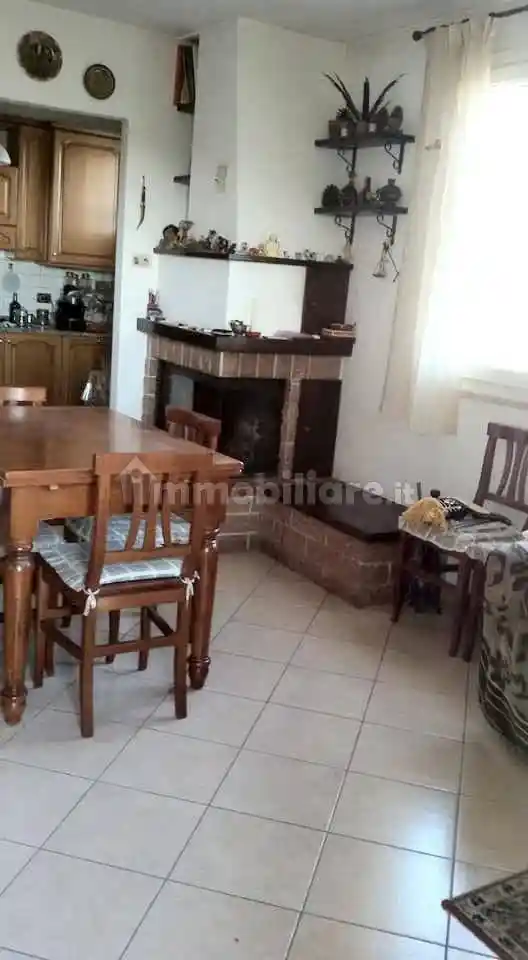 Appartamento in vendita a Collesalvetti