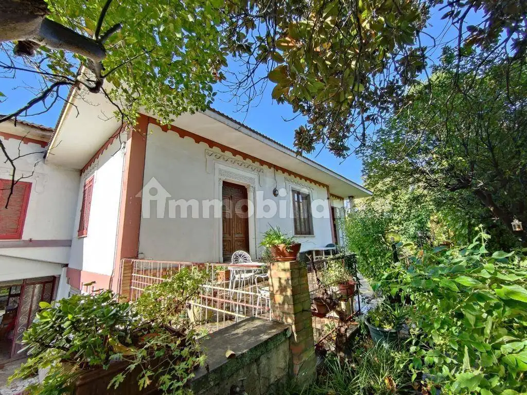 Villa in vendita a Nola