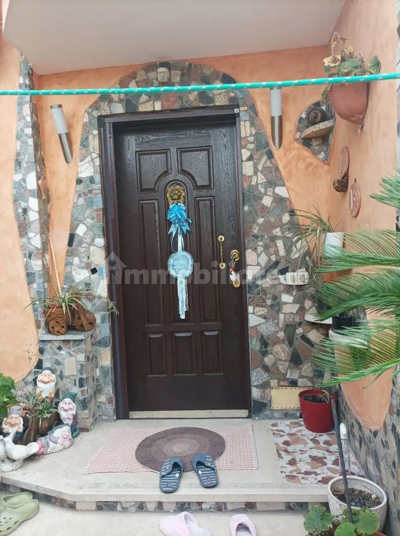 Appartamento in villa in vendita a Roma