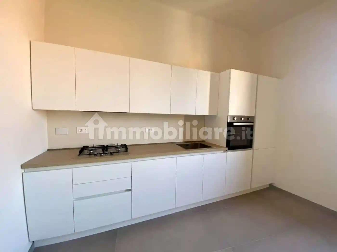 Appartamento in vendita a Bologna