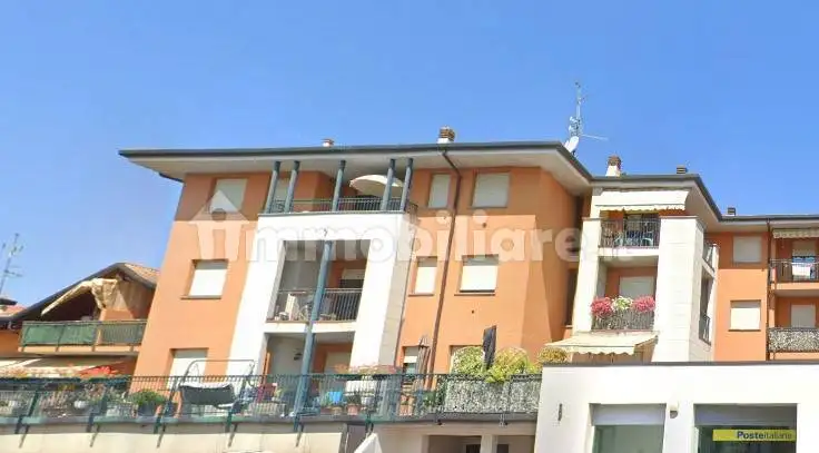 Appartamento in affitto a Binago