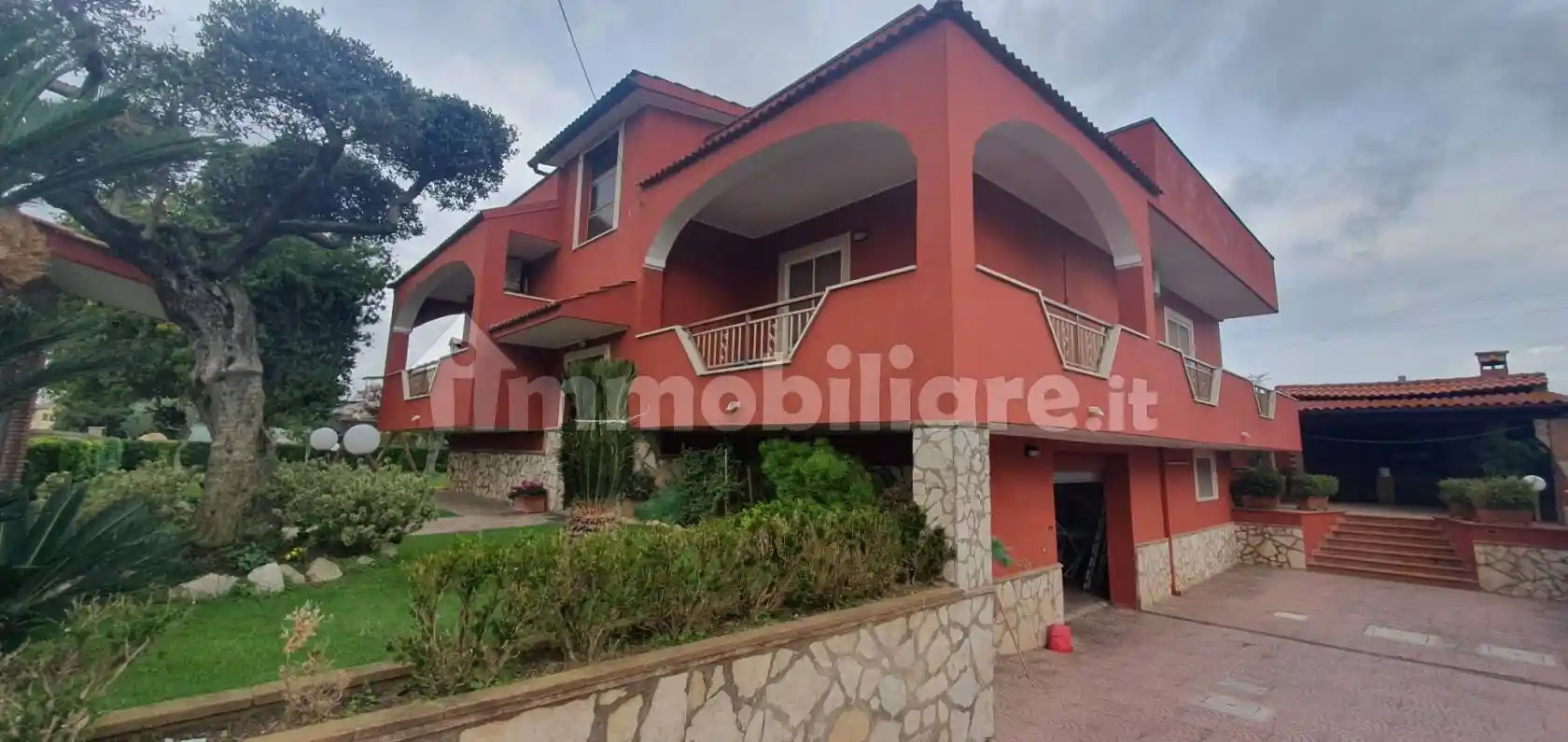 Villa in vendita a Aprilia