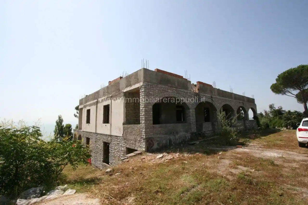 Villa in vendita a Tuoro sul Trasimeno