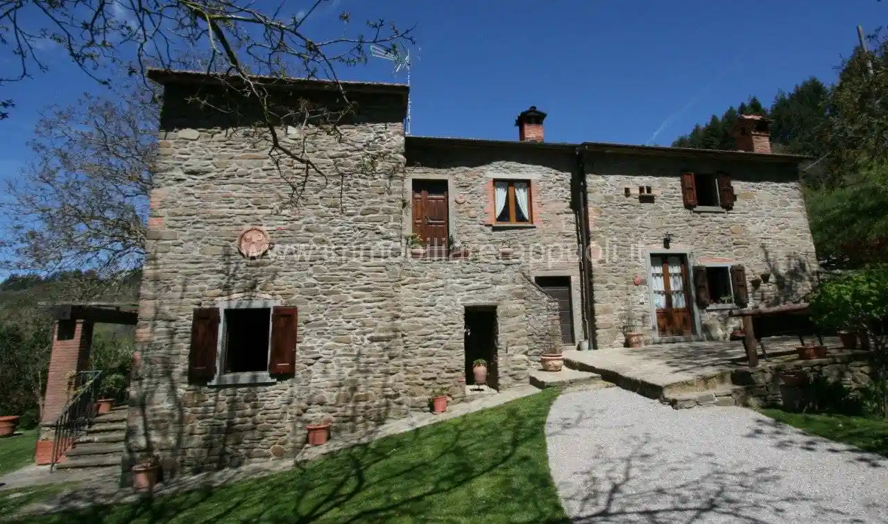 Rustico - Casale in vendita a Cortona