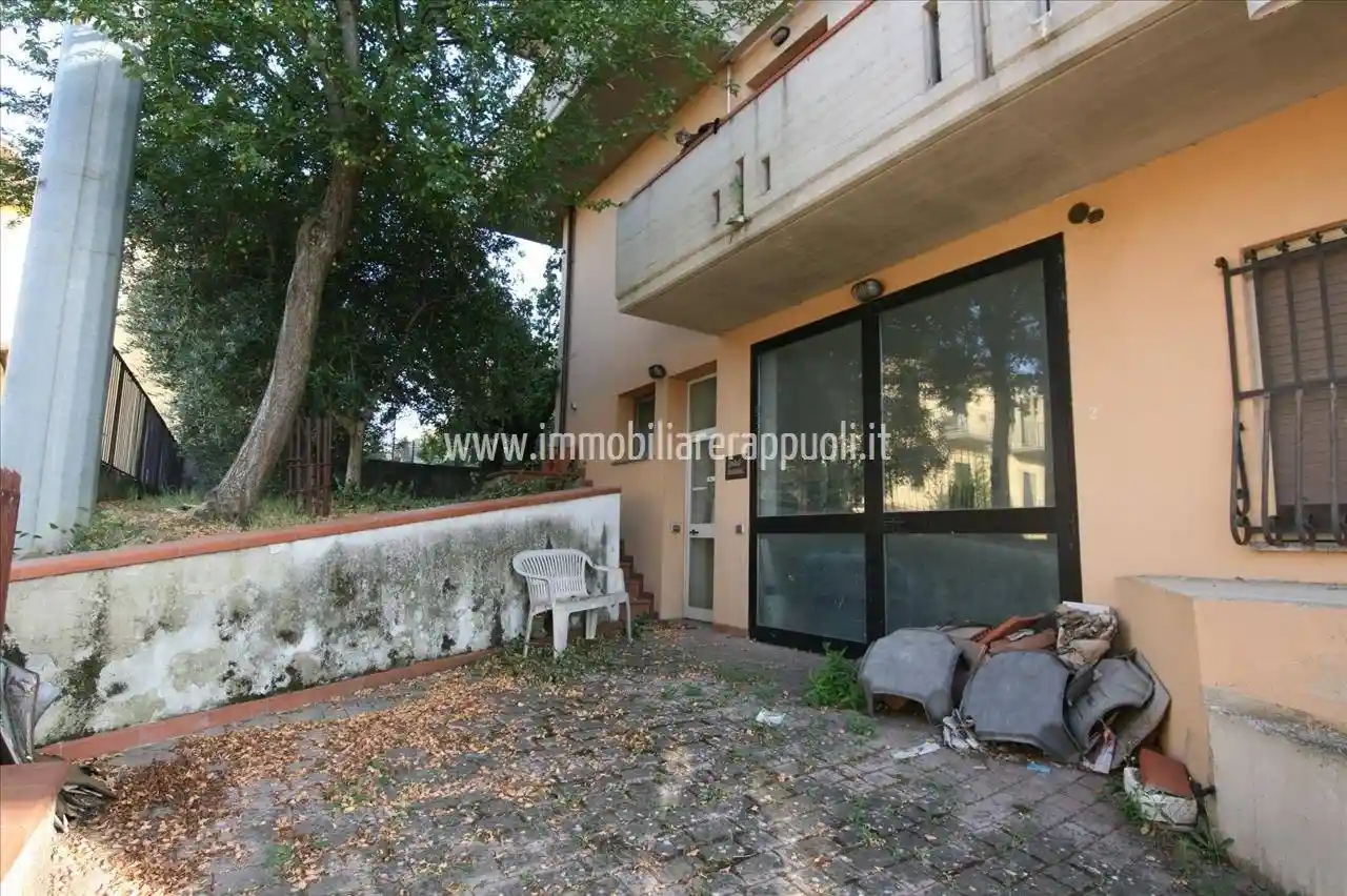 Appartamento in vendita a Sinalunga