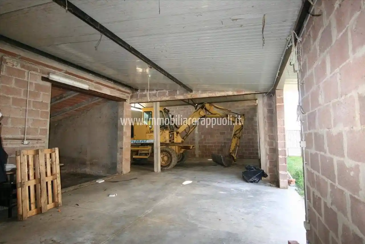 Rustico - Casale in vendita a Foiano della Chiana