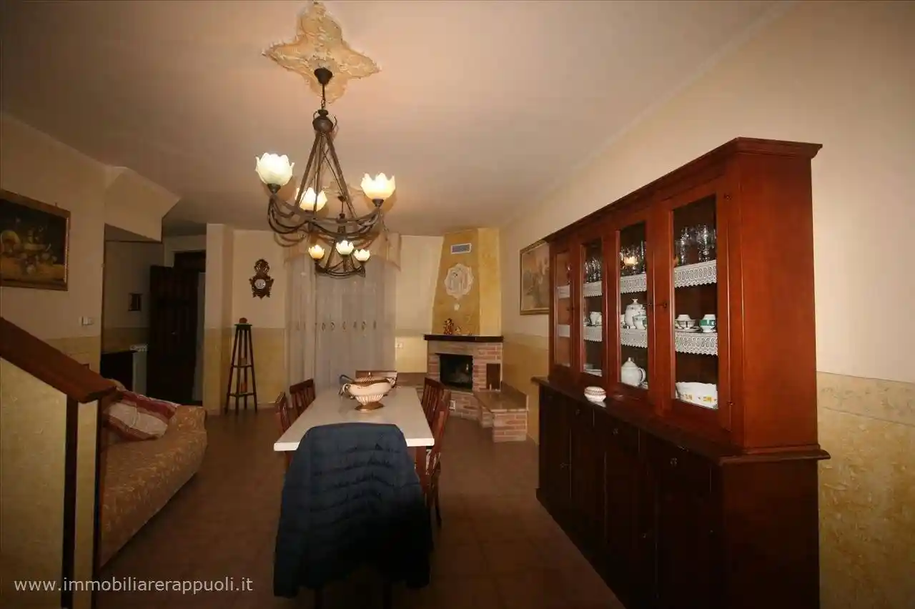 Villetta a schiera in vendita a Torrita di Siena