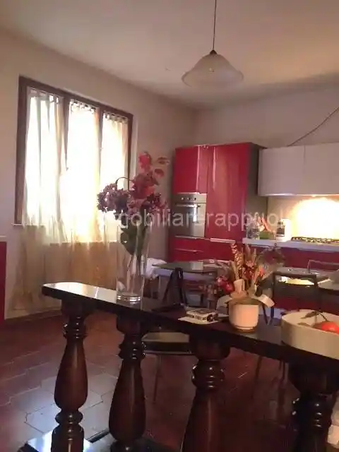 Casa indipendente in vendita a Foiano della Chiana