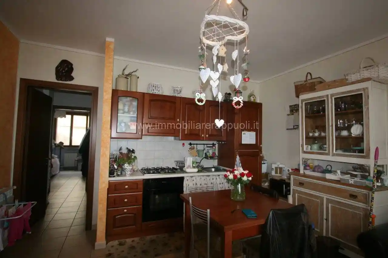 Appartamento in vendita a Lucignano