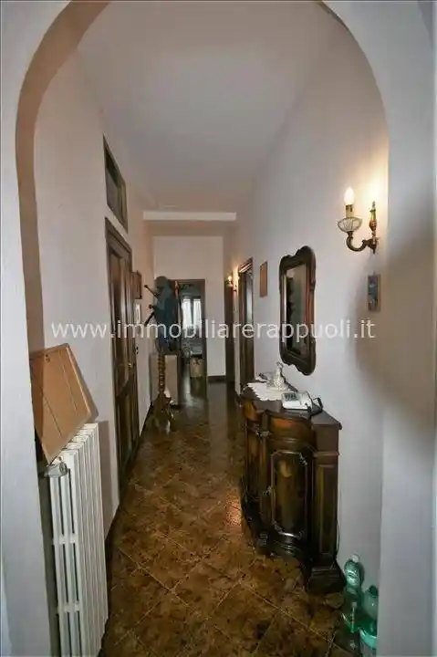 Appartamento in vendita a Sinalunga