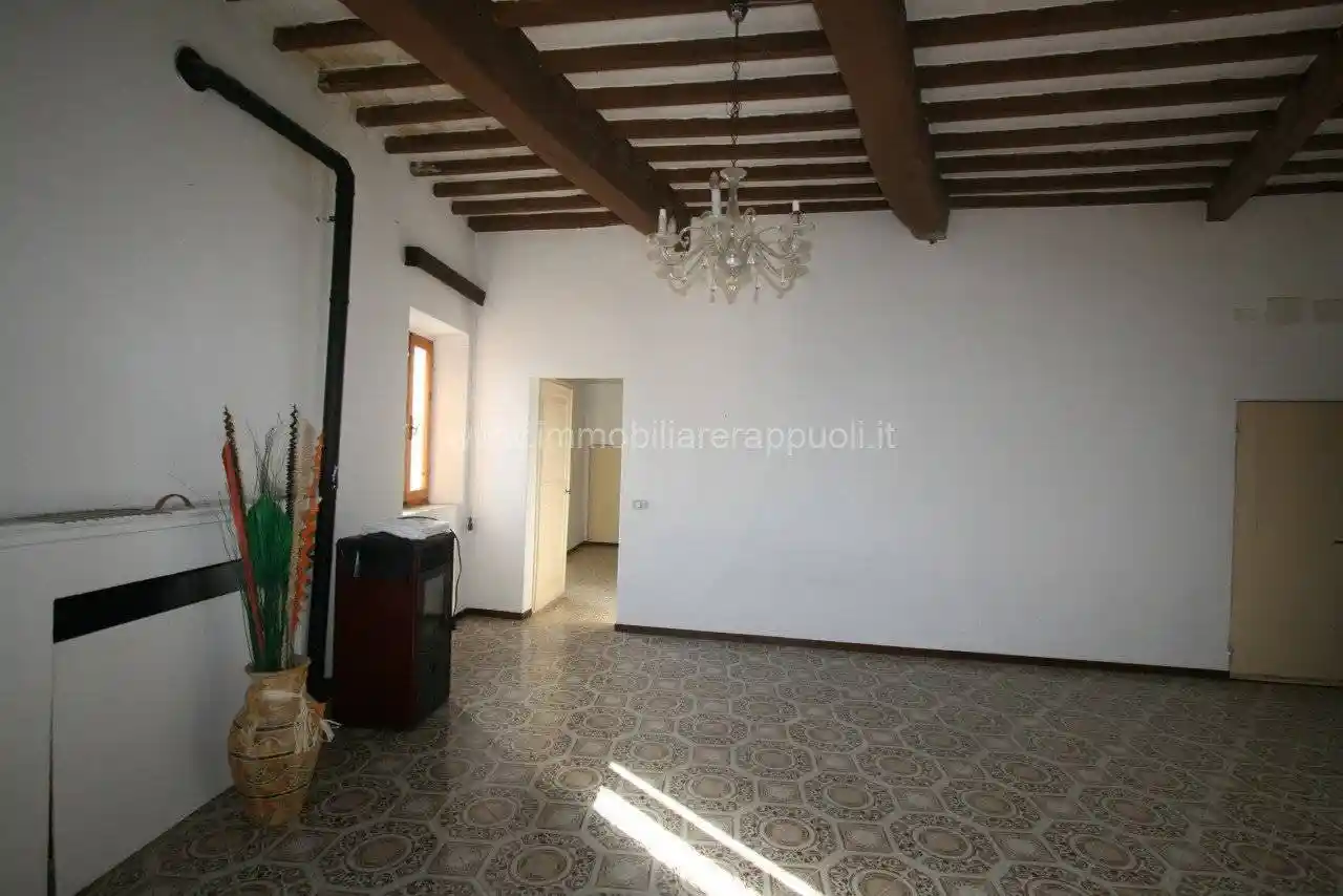 Appartamento in vendita a Sinalunga