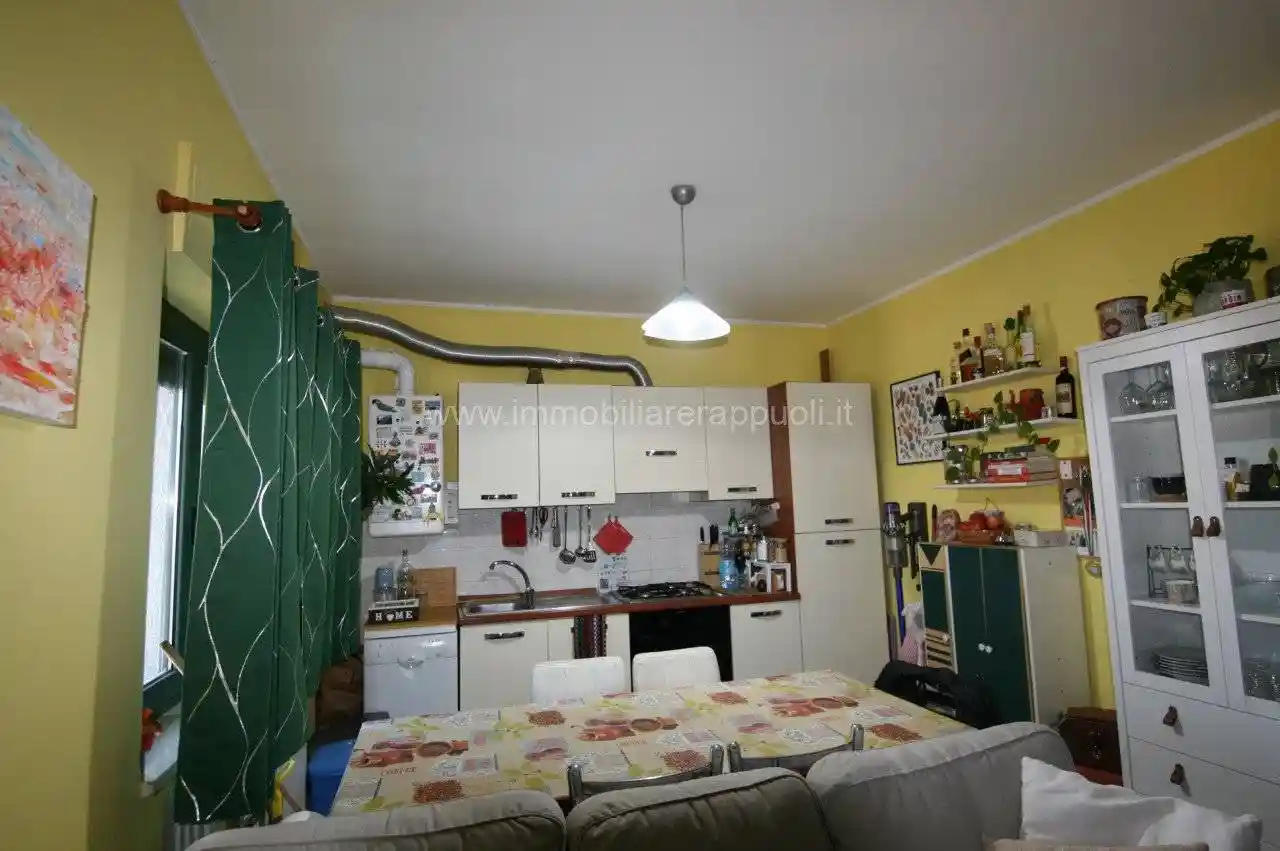 Appartamento in vendita a Sinalunga