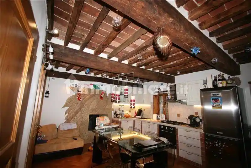 Casa indipendente in vendita a Sinalunga