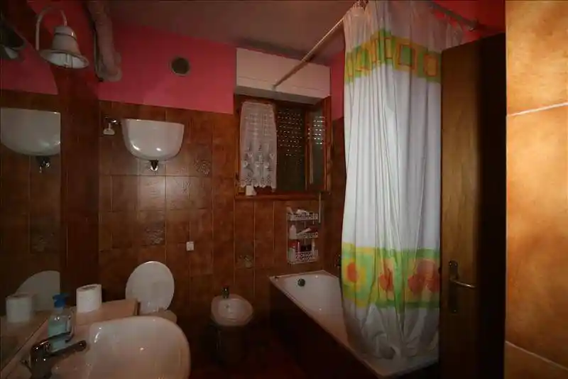 Appartamento in vendita a Sinalunga