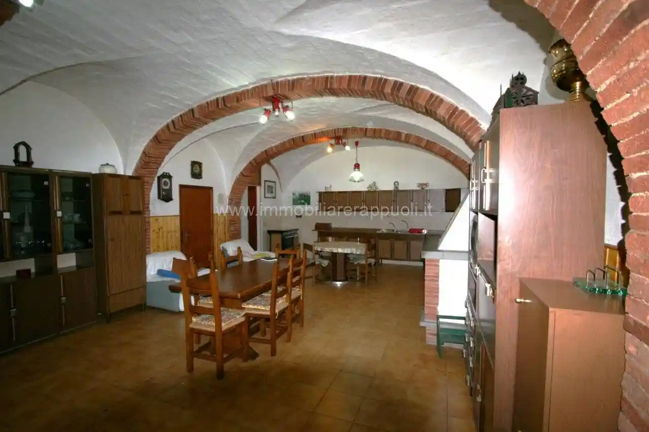 Appartamento in vendita a Sinalunga