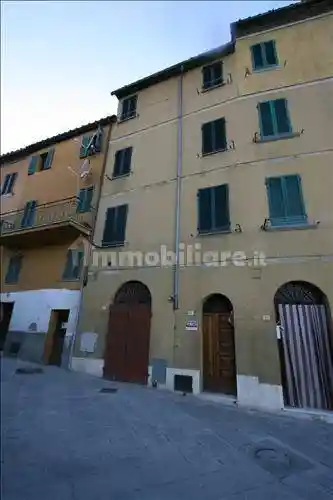 Casa indipendente in vendita a Sinalunga