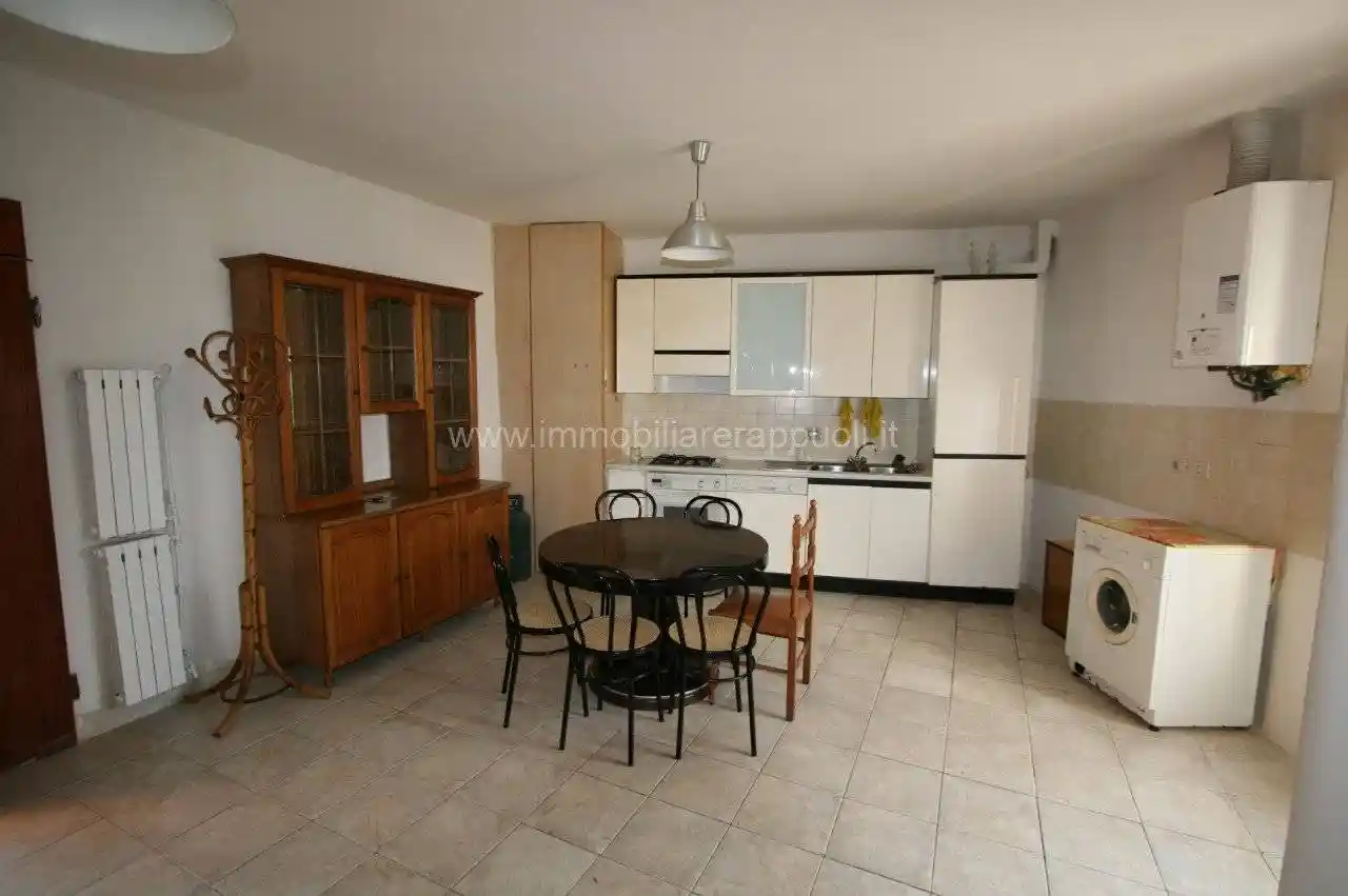 Appartamento in vendita a Sinalunga