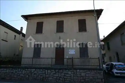 Appartamento in vendita a Sinalunga