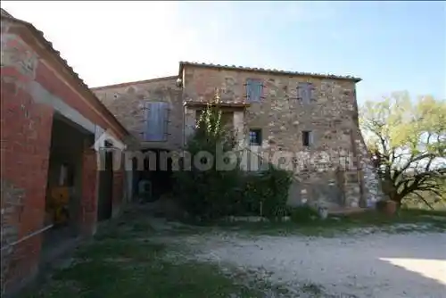 Rustico - Casale in vendita a Trequanda