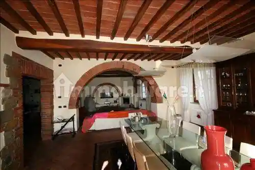 Rustico - Casale in vendita a Lucignano