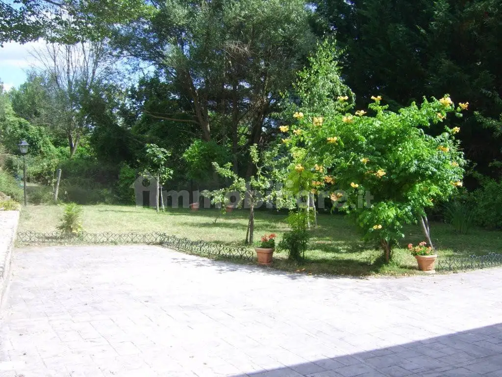 Villa in vendita a Tagliacozzo