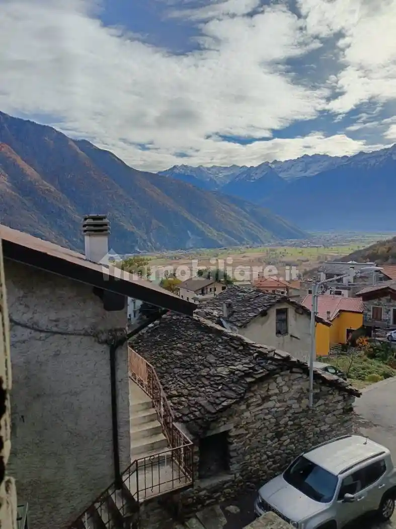 Rustico - Casale in vendita a Sorico