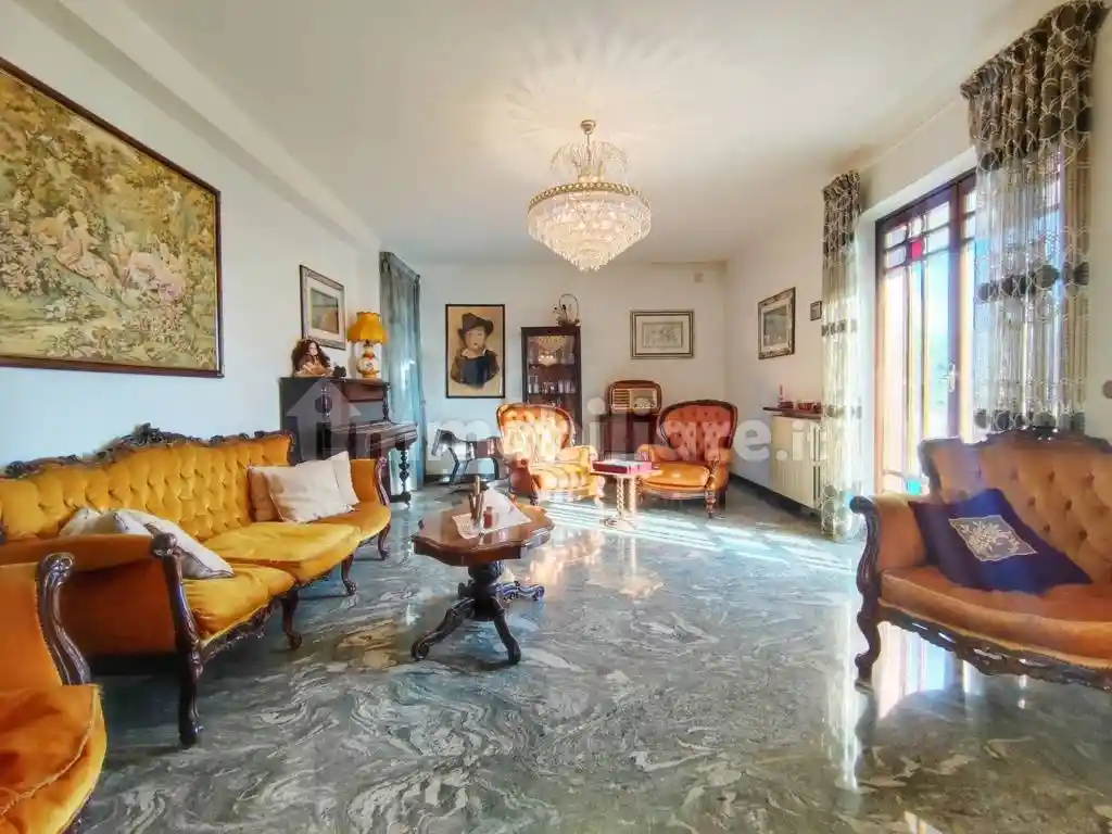 Villa unifamiliare via Sandro Pertini, Centro, Avezzano - foto 2