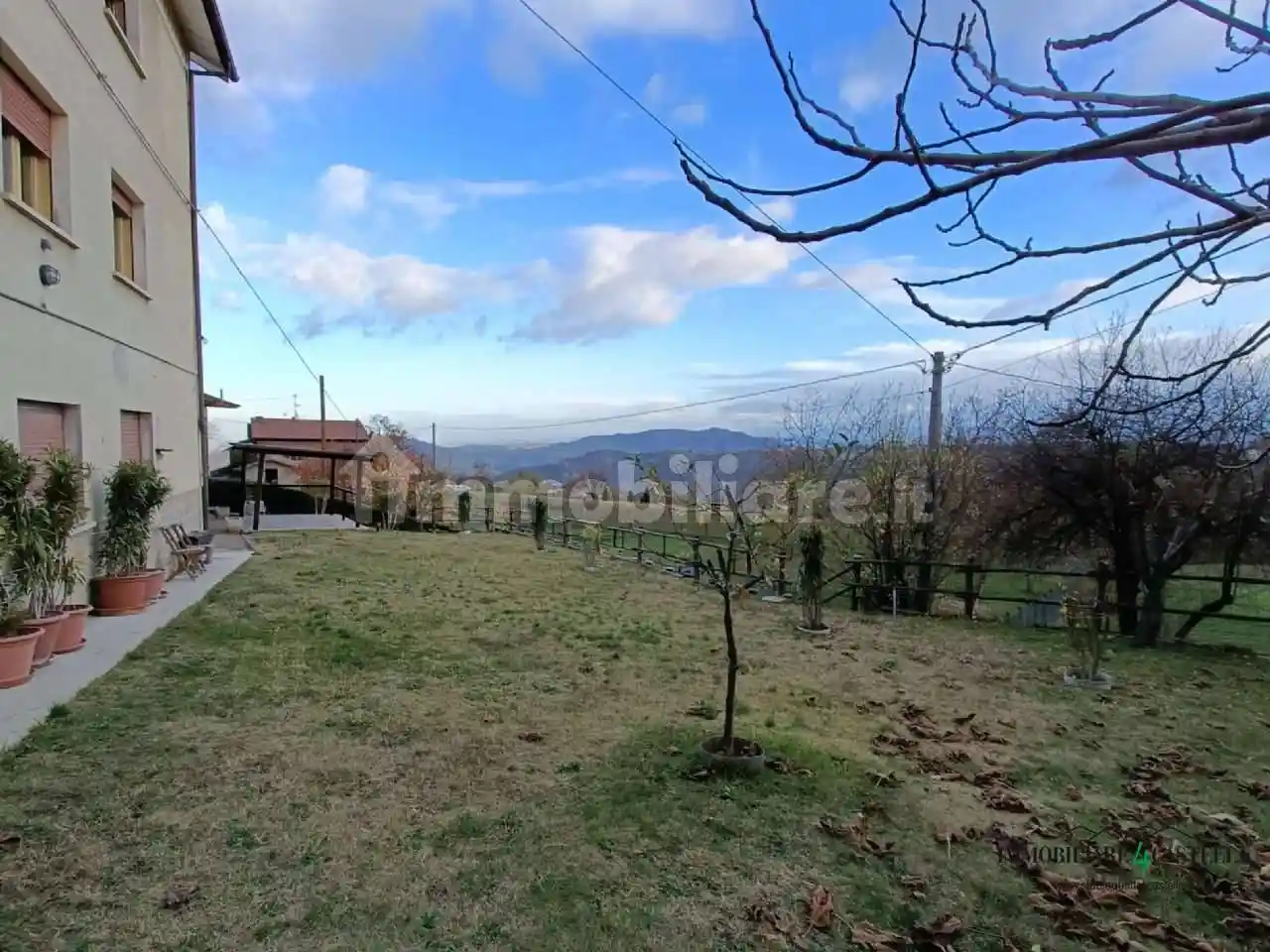 Casa indipendente in vendita a Viano